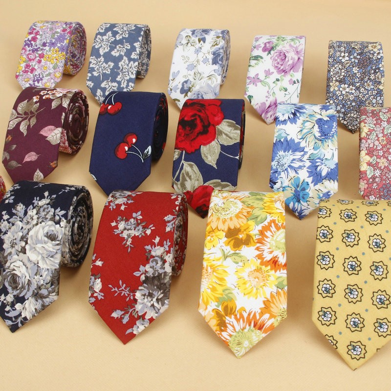 Skinny Tie Men - Flambant neuf cravate florale pour hommes