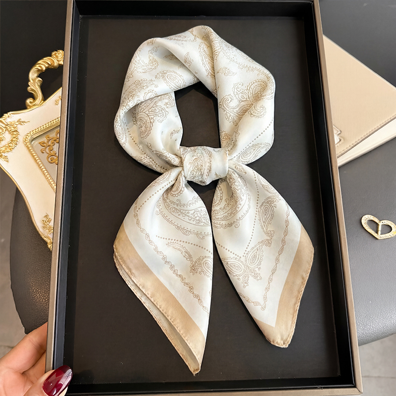 Head Wrap Turban - Foulard carré vintage beige à imprimé