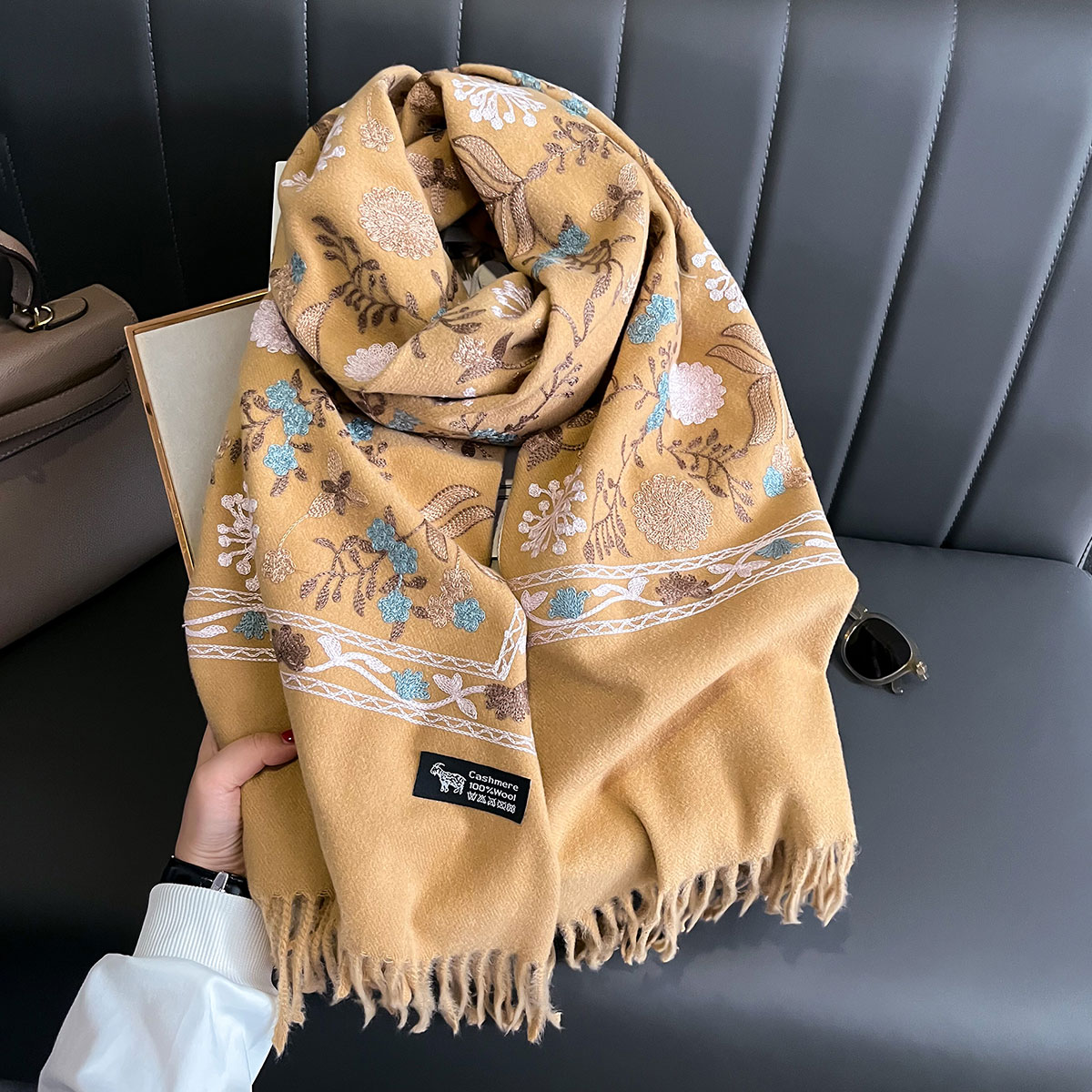 Écharpe chaude en cachemire po - Woven Scarf Blanket avis et prix