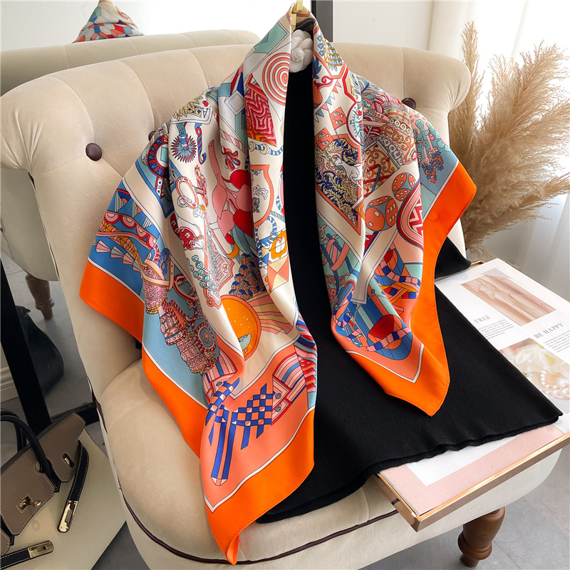 Nouveau Foulard Carré en Soie  - Silk Tie Striped avis et prix