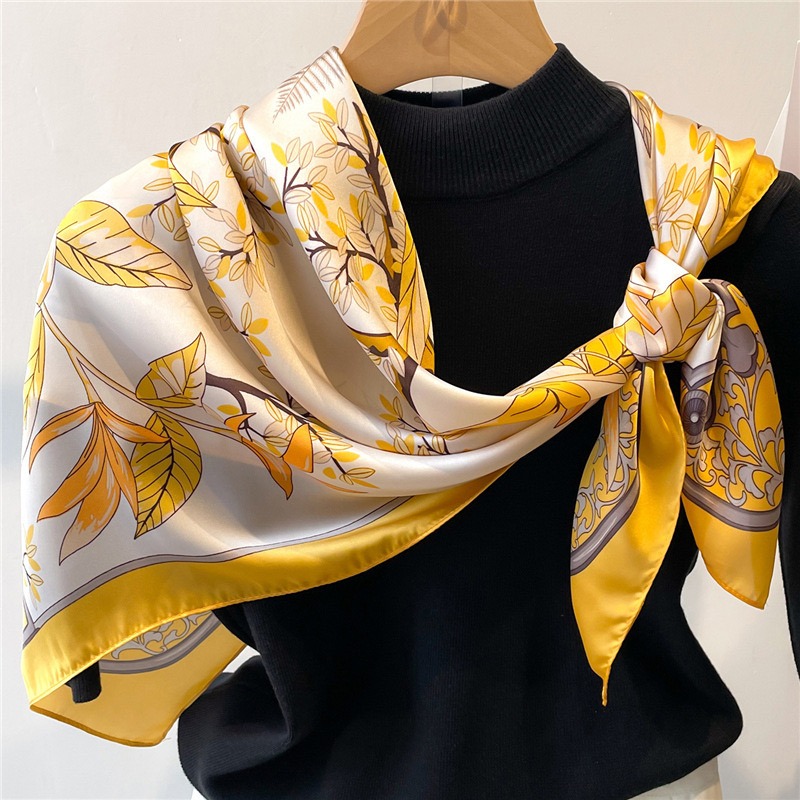 Foulard en soie jaune pour fem - Face Scarf Mask avis et prix